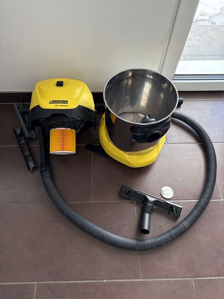 Aspiradora Karcher WD 3 Premium
